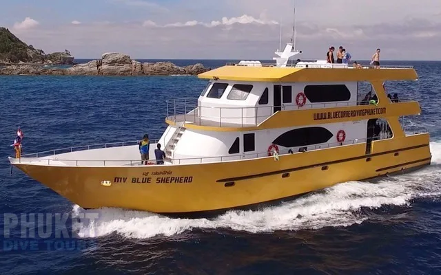 Racha Noi Phuket Scuba diving boat