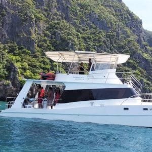 Racha Yai freediving day trip