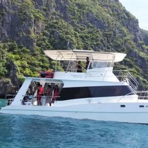 Racha Yai freediving day trip